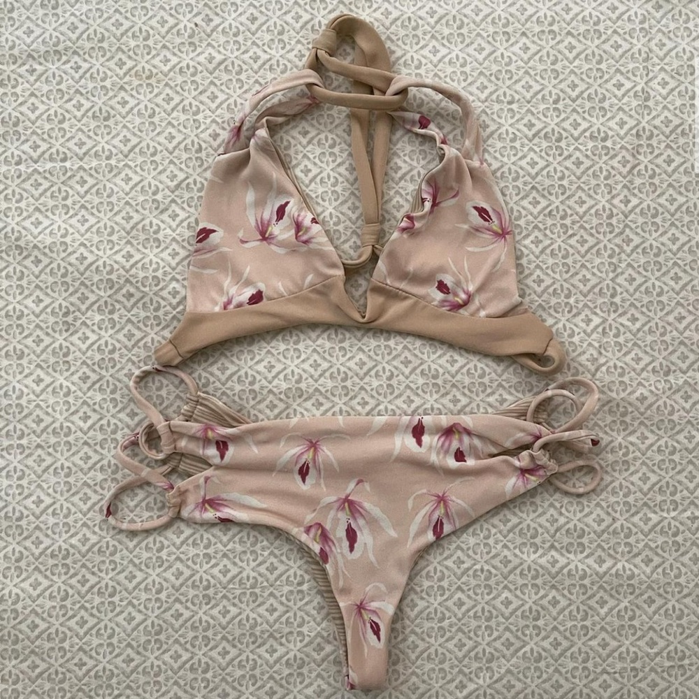 Acacia Set